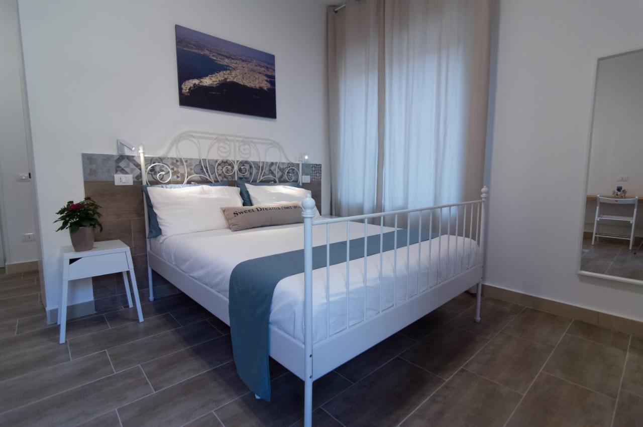 Raudino Rooms Сиракуза Екстериор снимка